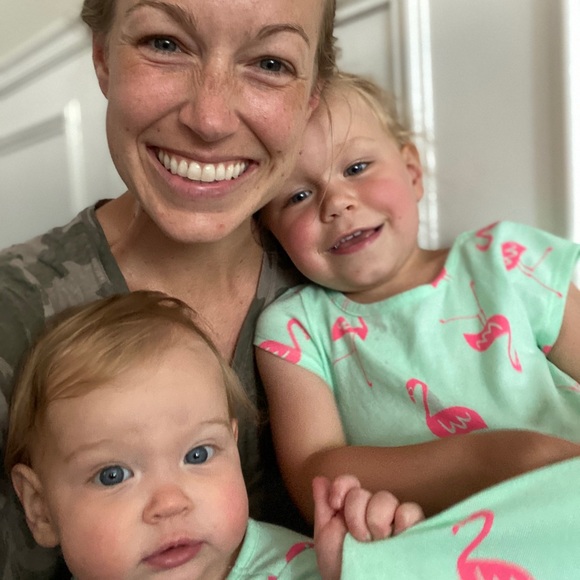 Posh Ambassador, Jenna - Picture 4 of 5